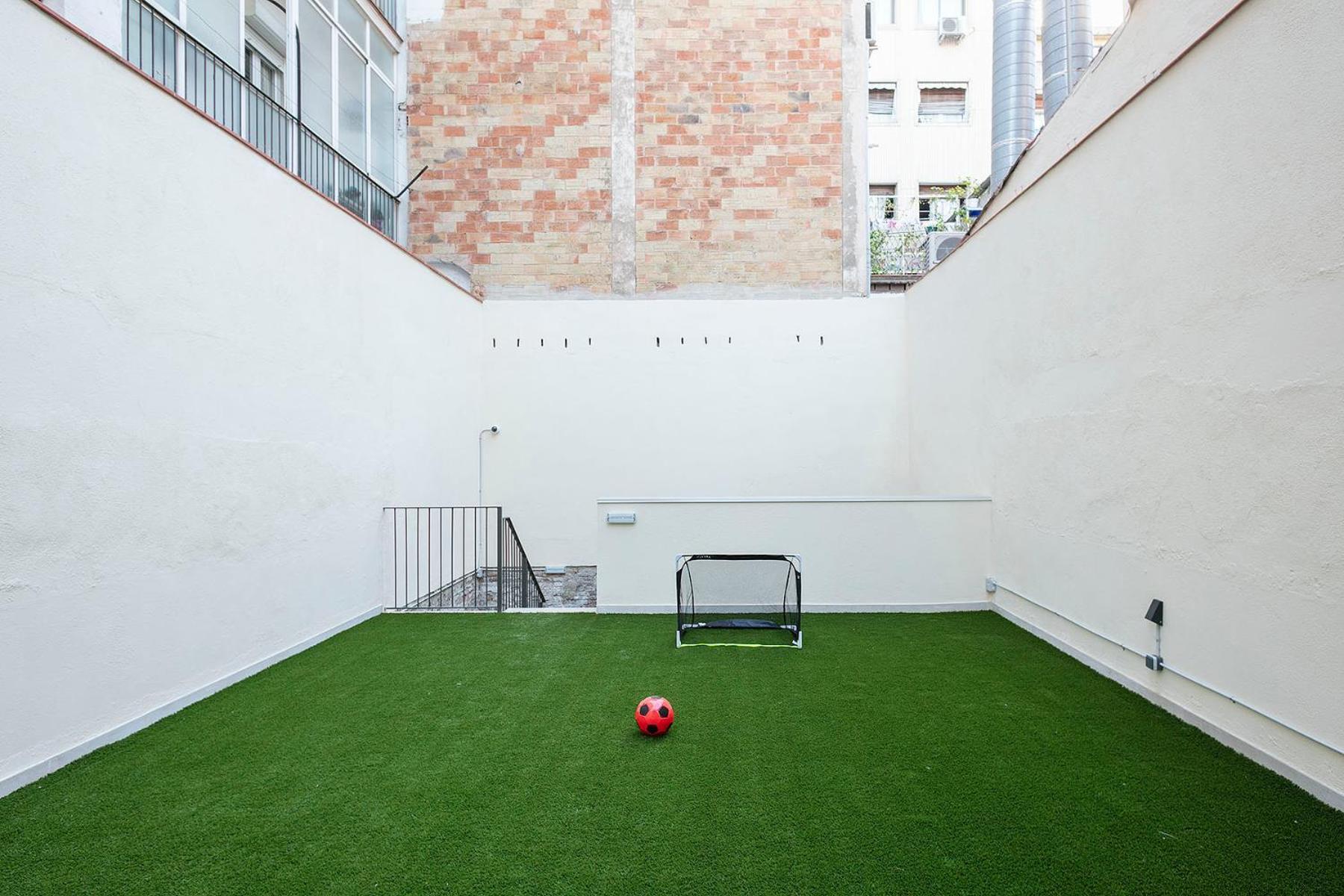 Bonito Piso Cerca Del Campo De Futbol De Barcelona